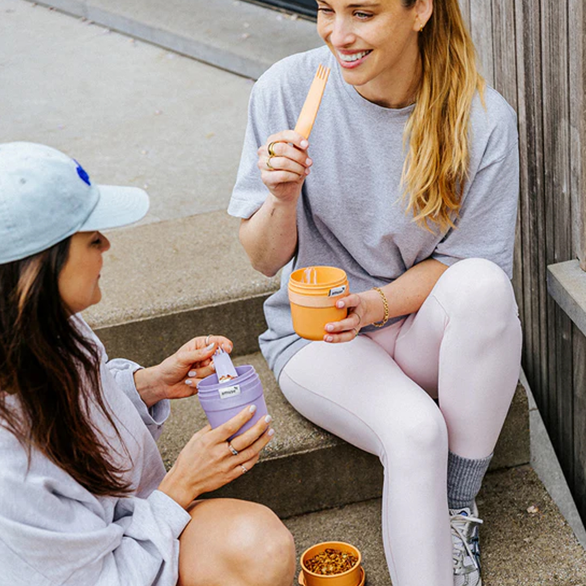 Tylla-Foodblow-duo-450ml-150ml-mood-18